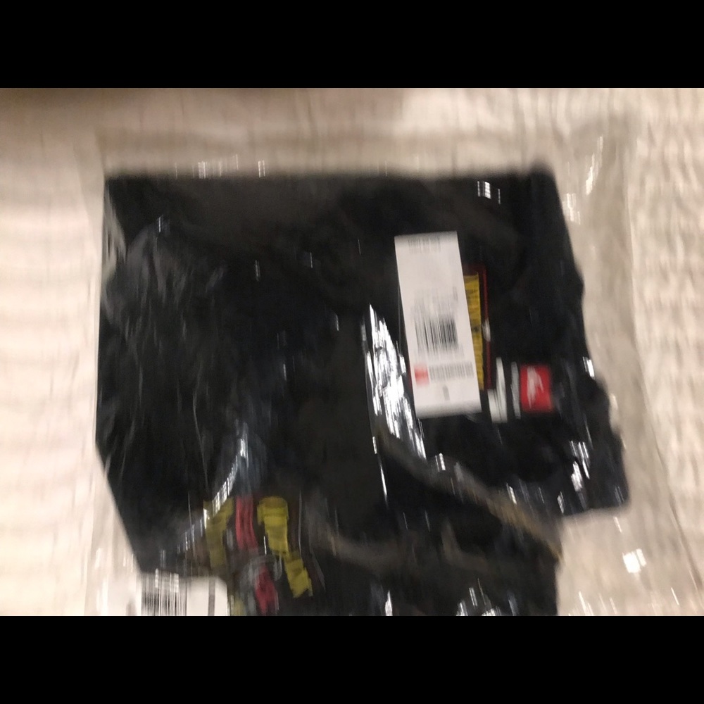 NWT Quiksilver (2) T-shirts (1) Tank